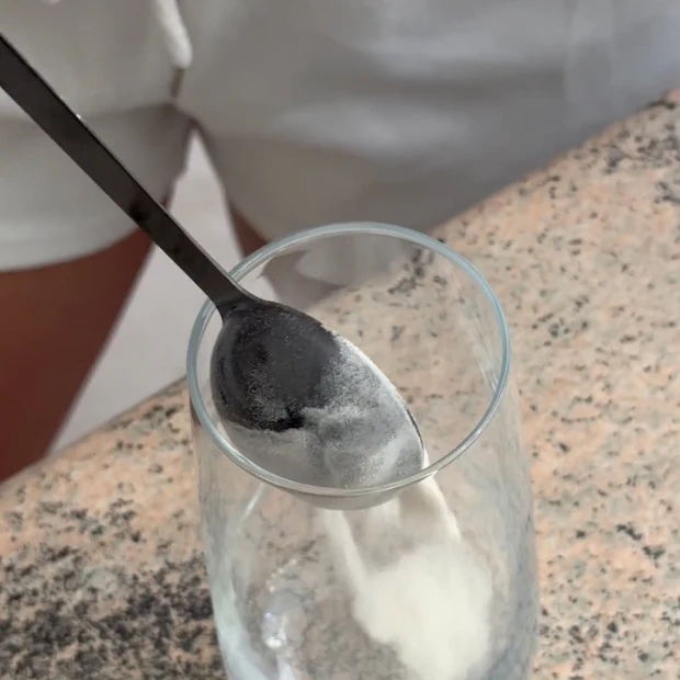 100% Collagen Powder - Hydrolysed Beauty Protein - Powder Scoop - Image 3