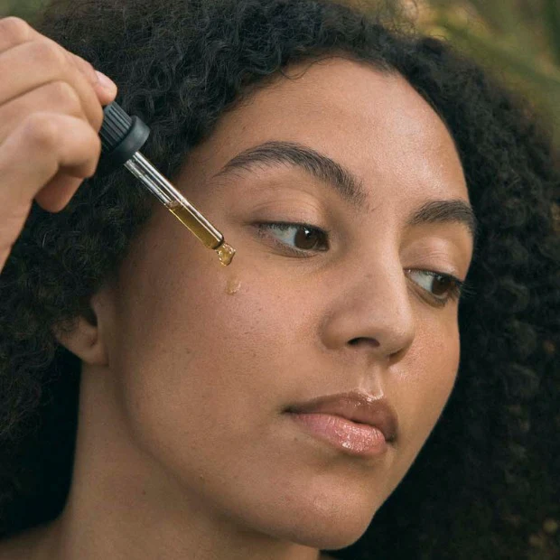 Vitamin C Serum - Rejuvenating Oil - Image 6